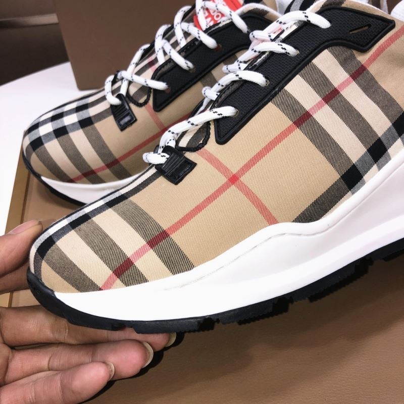 Burberry Low Shoes